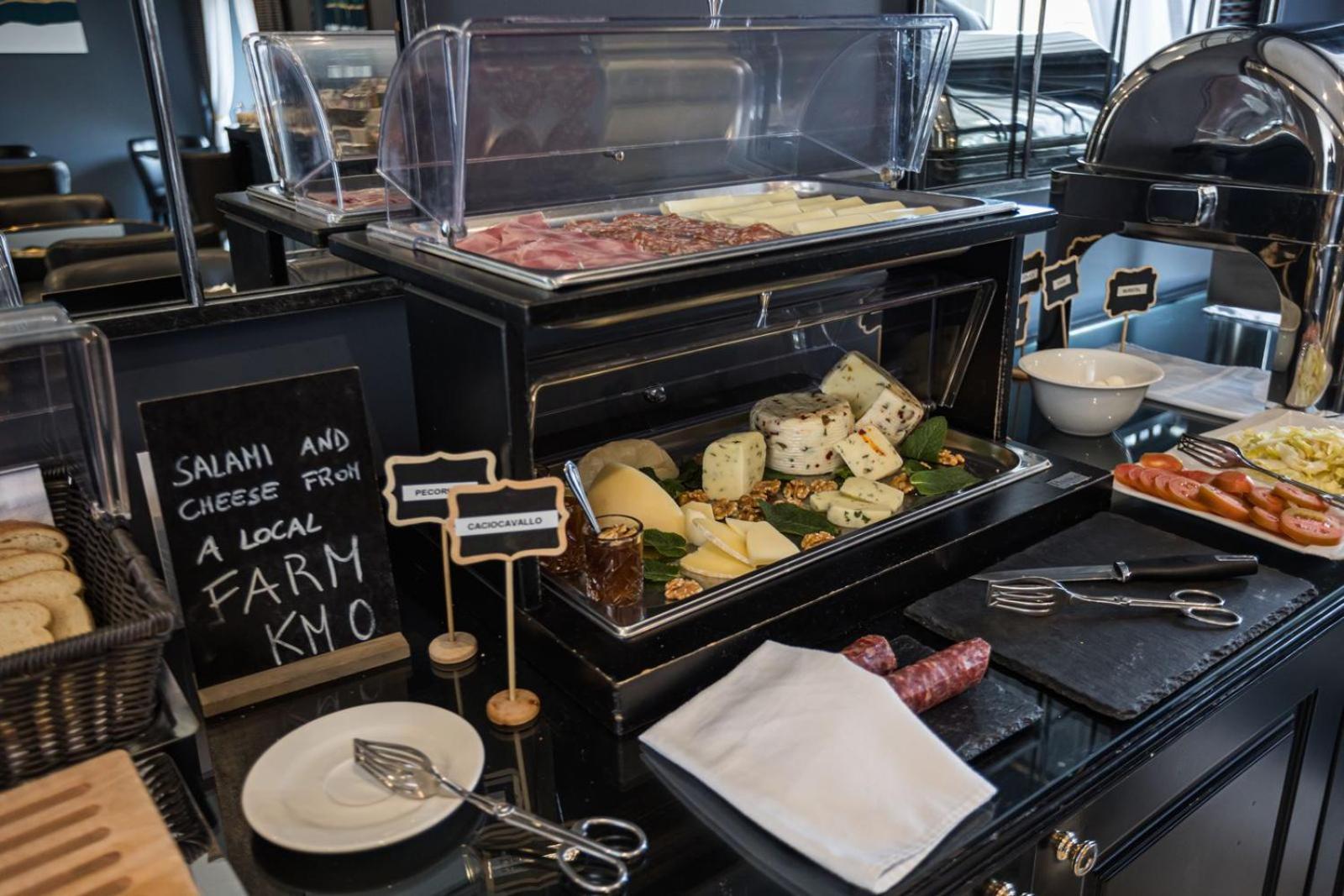 Boutique Hotel Metro 900 Napoli Ngoại thất bức ảnh
